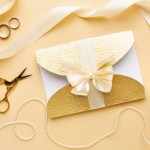 Invitaciones de boda con detalles en relieve